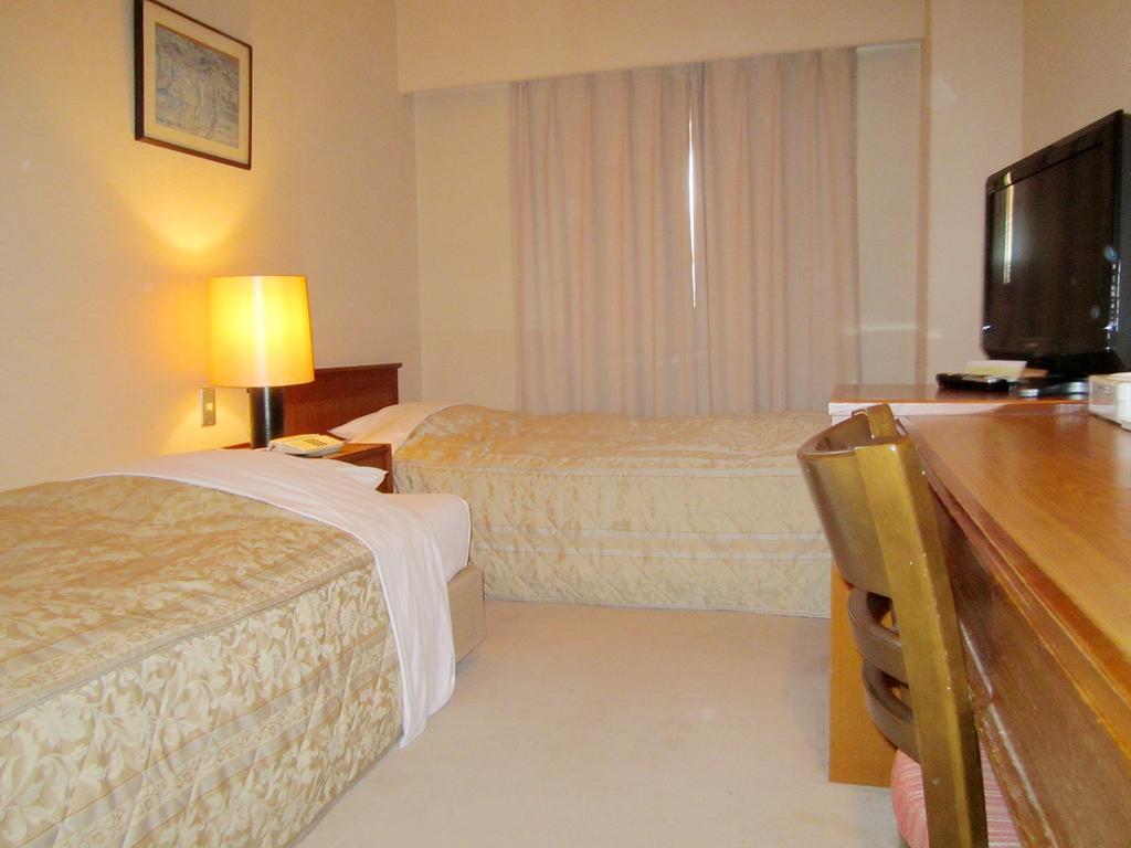 Hotel Pearl City Kurosaki Kitakyushu Buitenkant foto